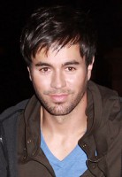 /album/psyartistas/a110330enriqueiglesias1-jpg/